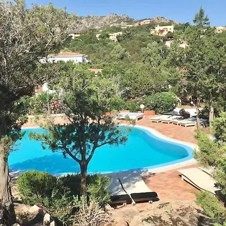 Villa Con Vista Mare E Piscina Comune A