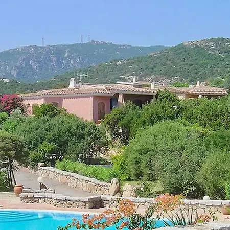 Villa Con Vista Mare E Piscina Comune A